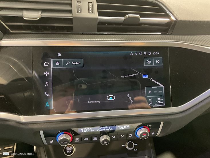 Audi Q3 — photo 10