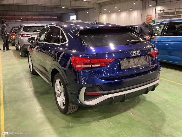 Audi Q3 — photo 3