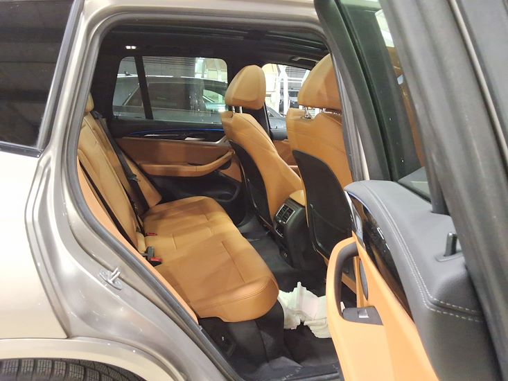 Bmw Ix3 — photo 5