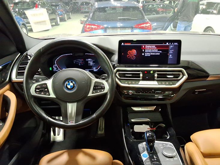Bmw Ix3 — photo 6