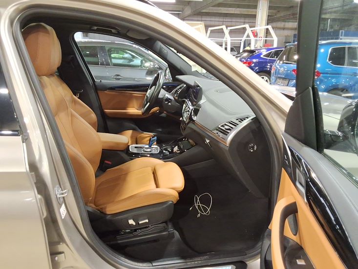 Bmw Ix3 — photo 7