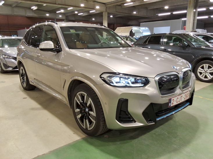 Bmw Ix3 — photo 8