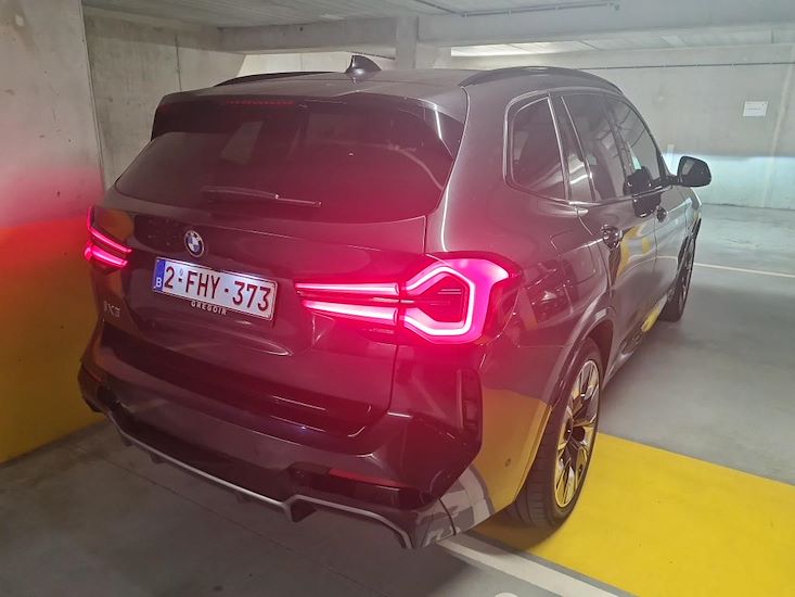 Bmw Ix3 — photo 4
