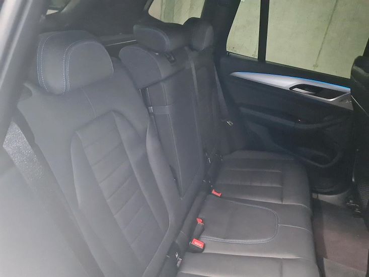 Bmw Ix3 — photo 6
