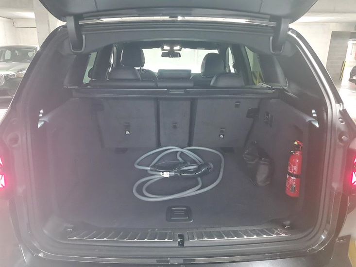 Bmw Ix3 — photo 7
