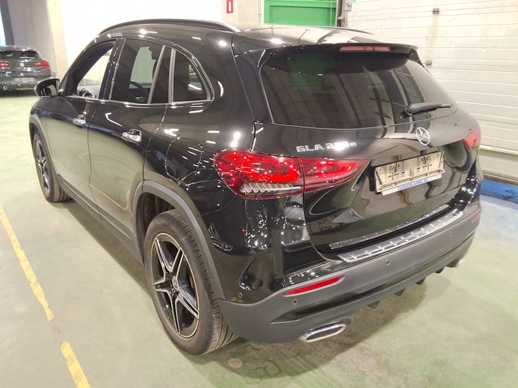 Mercedes-Benz Gla — photo 2