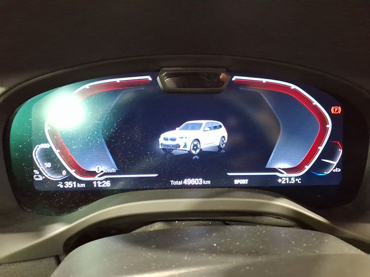 Bmw Ix3 — photo 9