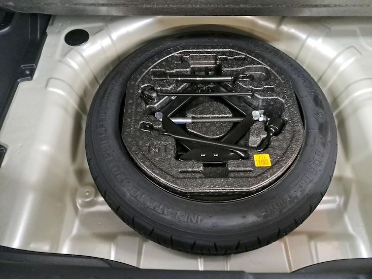 Kia Stonic — photo 11