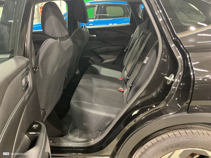 Nissan Qashqai — photo 13