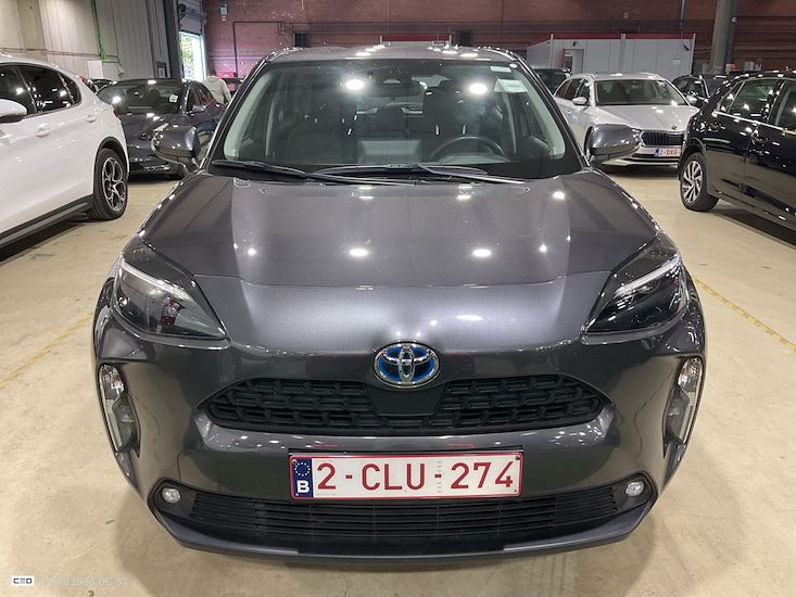 Toyota Yaris — photo 2