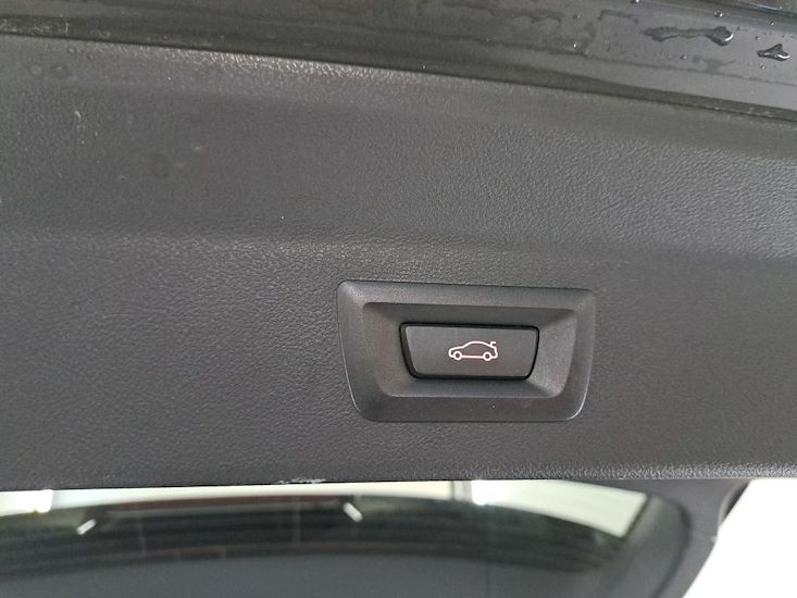 Bmw Ix3 — photo 12