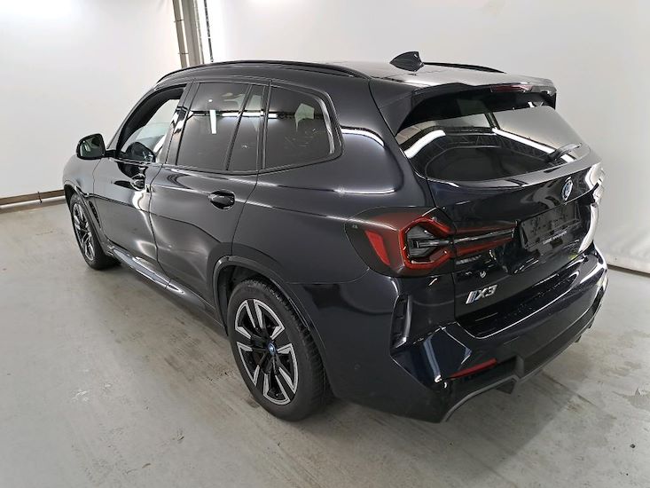 Bmw Ix3 — photo 3