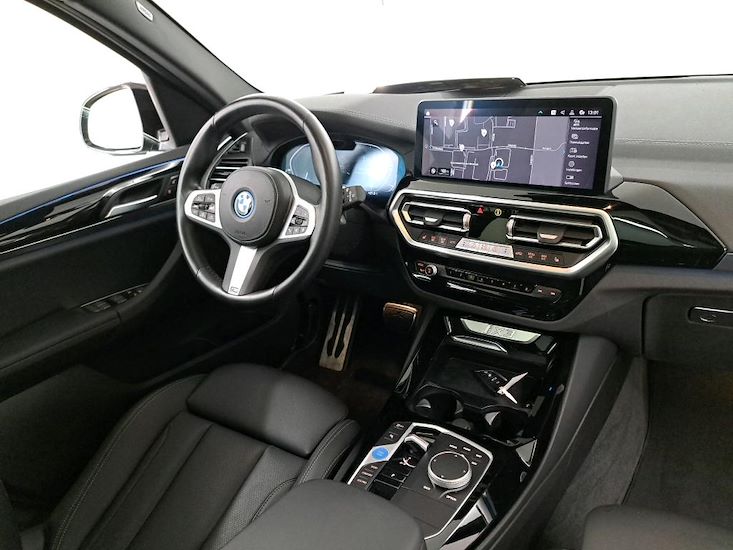 Bmw Ix3 — photo 8
