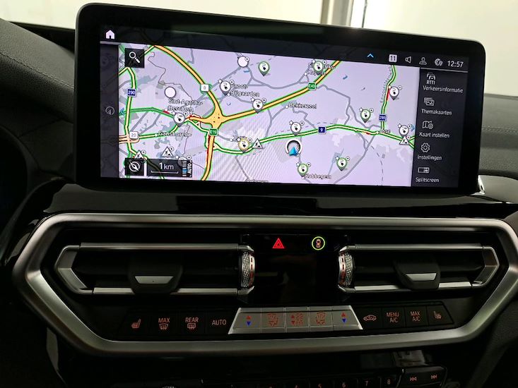 Bmw Ix3 — photo 9