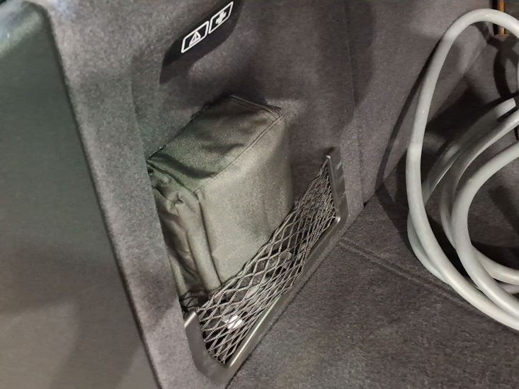 Bmw Ix3 — photo 11