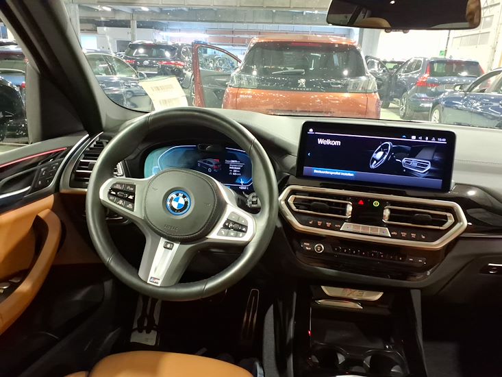 Bmw Ix3 — photo 6