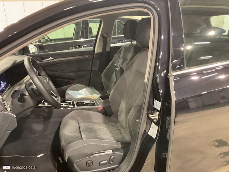 Volkswagen Golf — photo 10