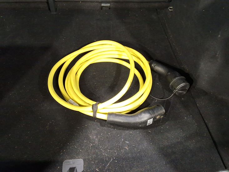 Audi Q4 — photo 11