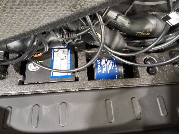 Volvo C40 — photo 11