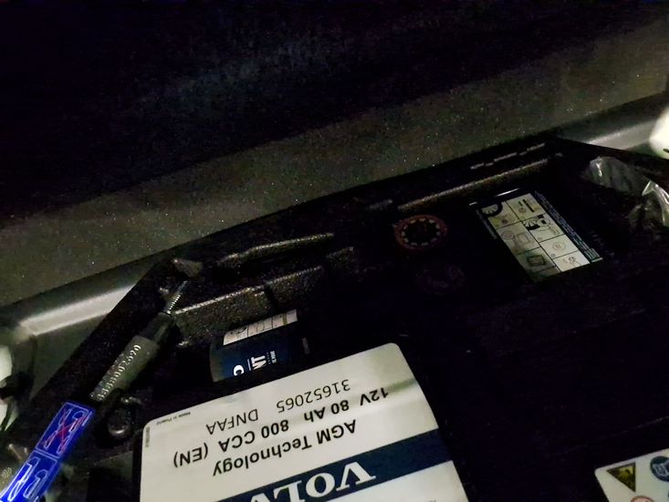 Volvo Xc40 — photo 11