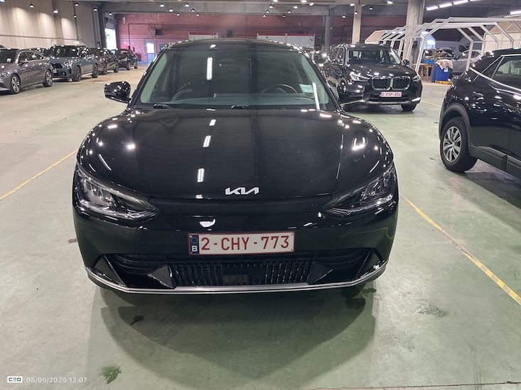 Kia Ev6 — photo 2