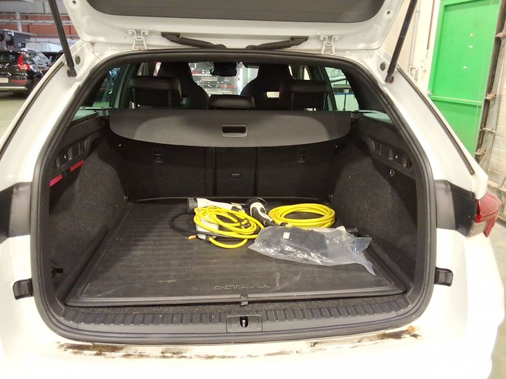 Skoda Octavia — photo 3