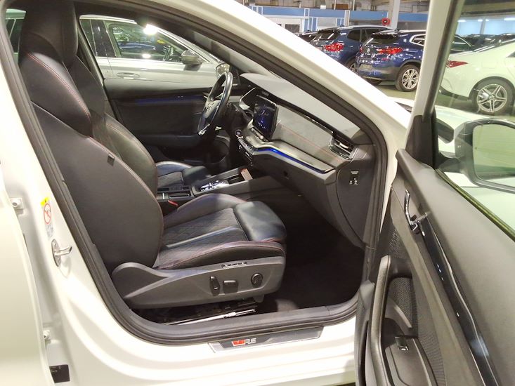 Skoda Octavia — photo 7