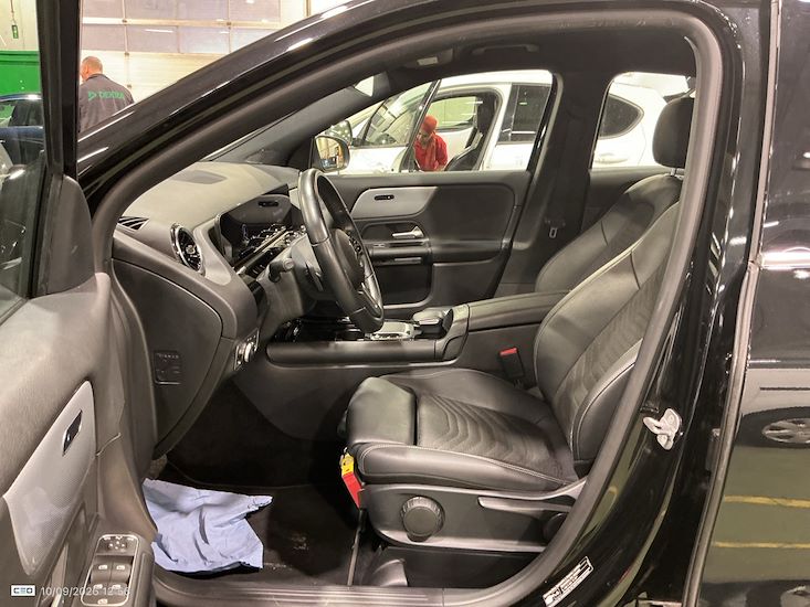 Mercedes-Benz Gla — photo 11