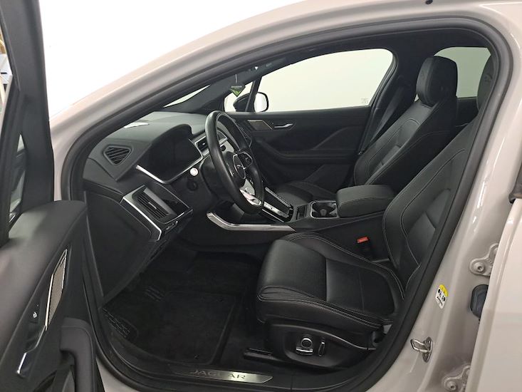 Jaguar I-Pace — photo 5