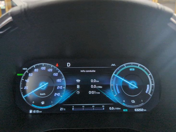 Kia Xceed — photo 10