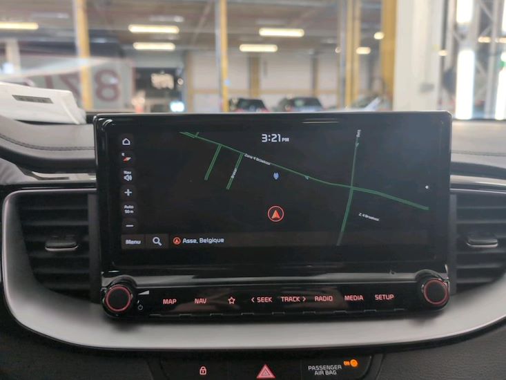 Kia Xceed — photo 9