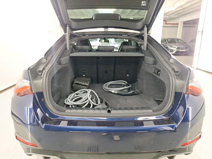 Bmw I4 — photo 7