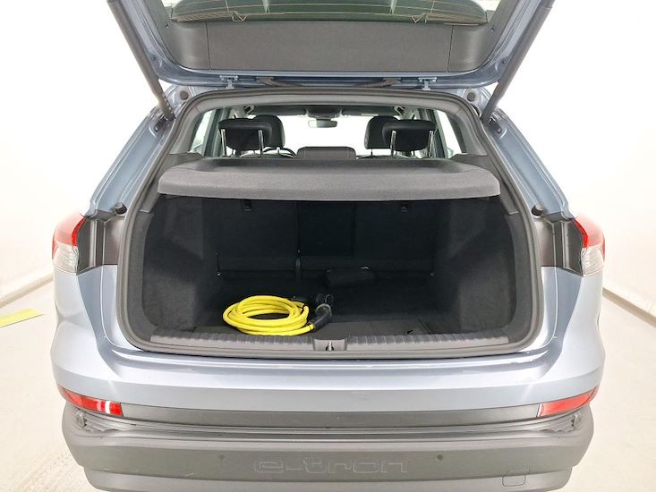 Audi Q4 — photo 11