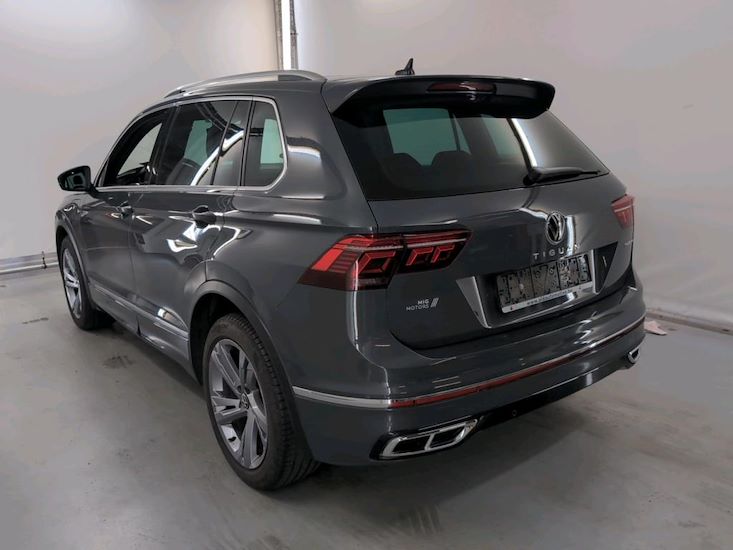 Volkswagen Tiguan — photo 3