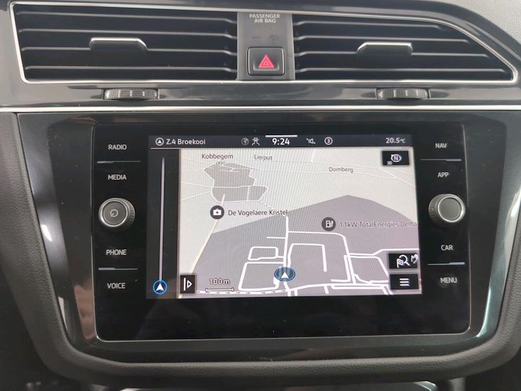 Volkswagen Tiguan — photo 9