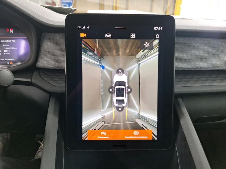 Polestar 2 — photo 12