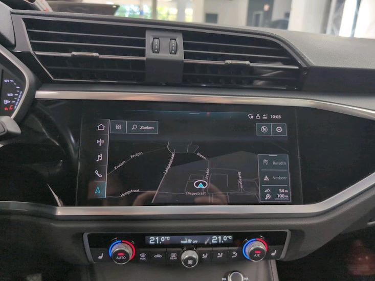 Audi Q3 — photo 9