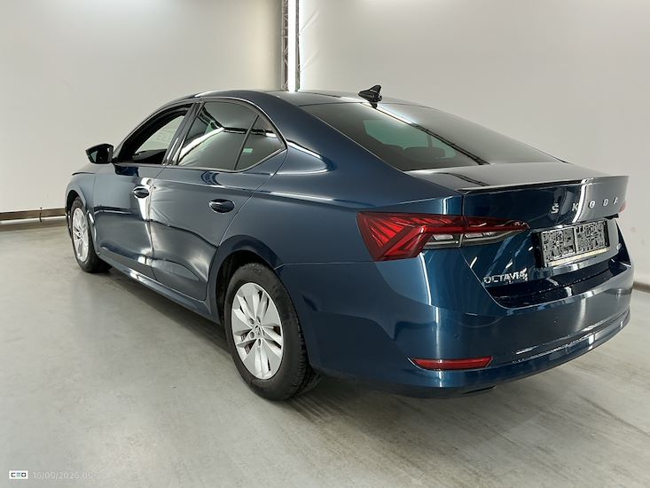 Skoda Octavia — photo 3