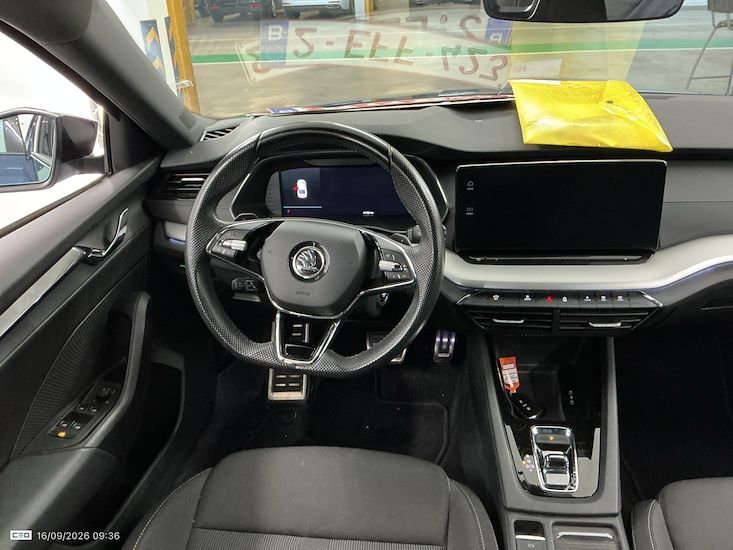 Skoda Octavia — photo 6