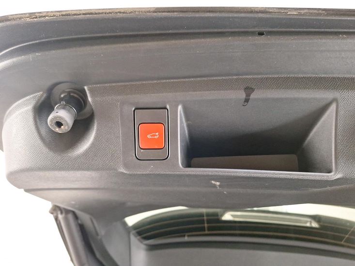 Peugeot 308 — photo 14
