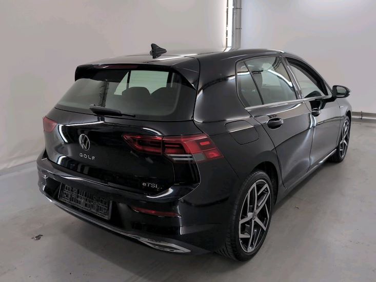 Volkswagen Golf — photo 4