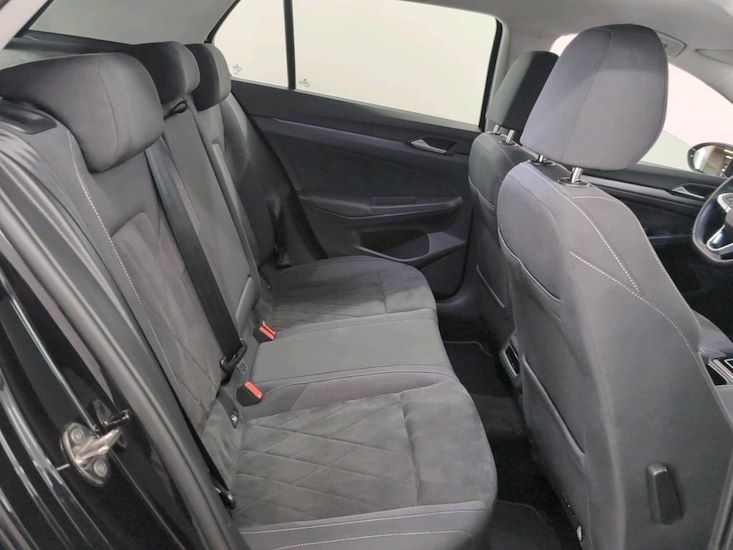 Volkswagen Golf — photo 6