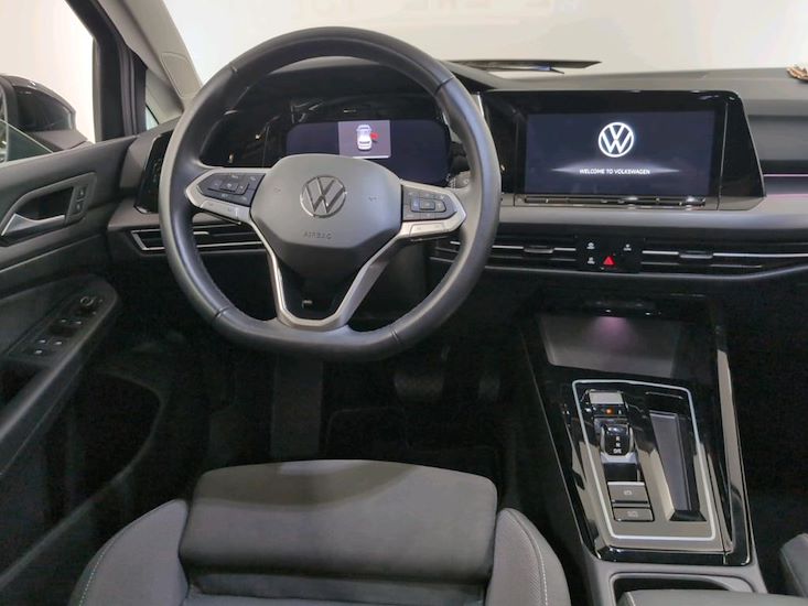 Volkswagen Golf — photo 8