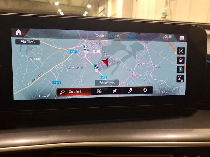 Mercedes-Benz Eqc — photo 10