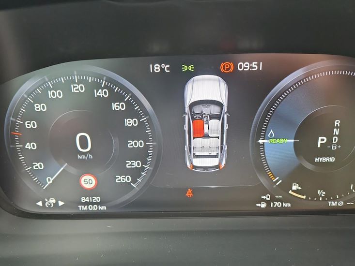 Volvo Xc40 — photo 10