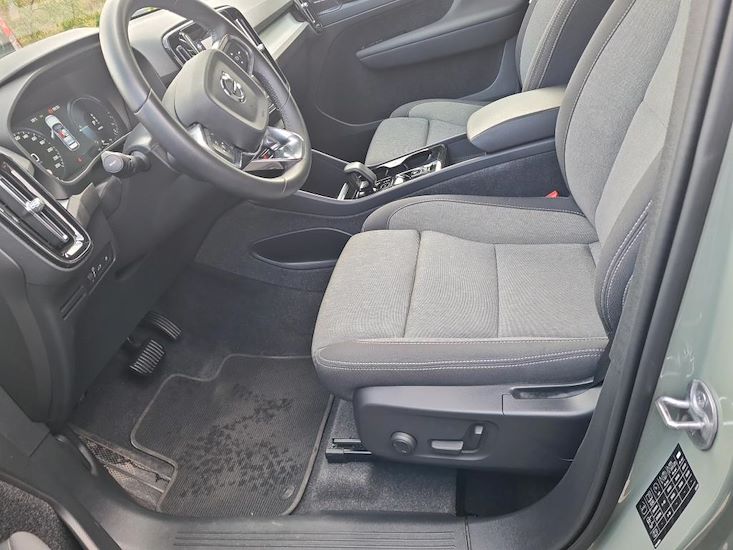 Volvo Xc40 — photo 5