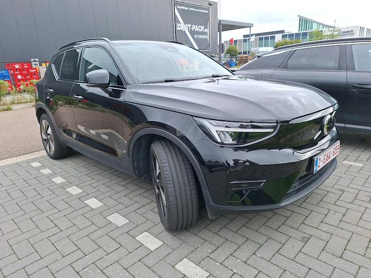 Volvo Xc40 — photo 2