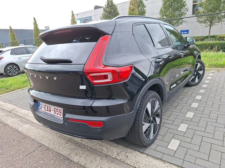 Volvo Xc40 — photo 4