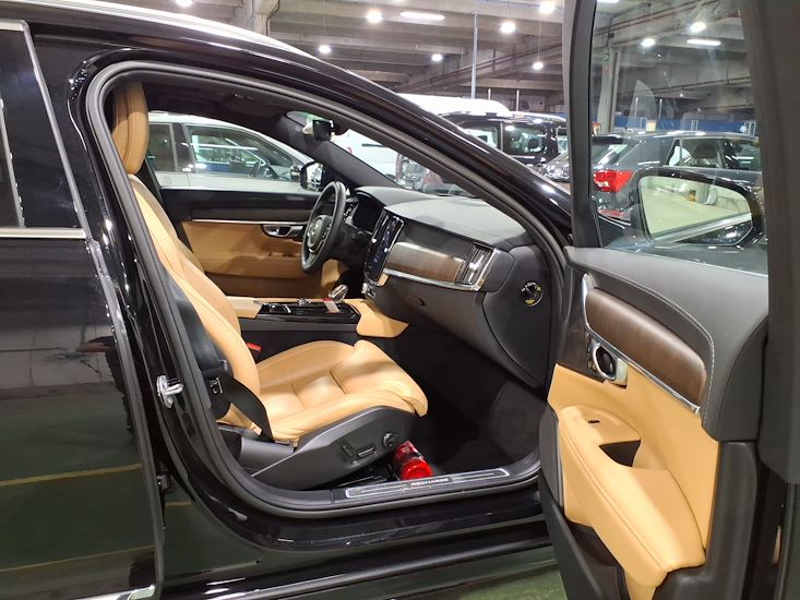 Volvo V90 — photo 4