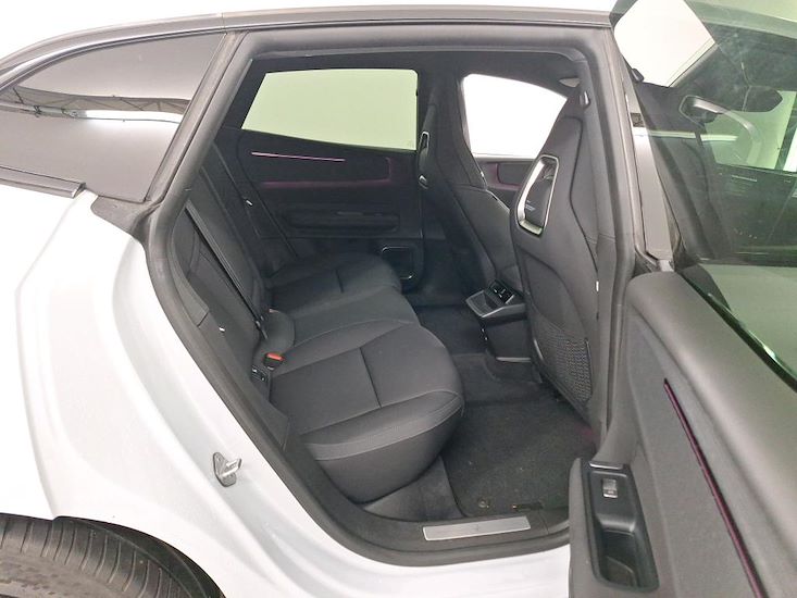 Polestar 4 — photo 6